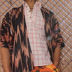 VTG Irregular Red Line Shirt